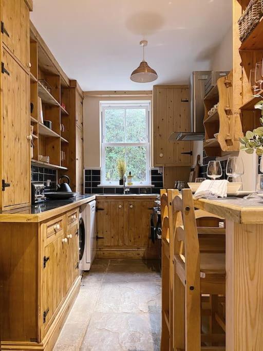 Holiday home Beautiful & Cosy 4 Bedroom Todmorden