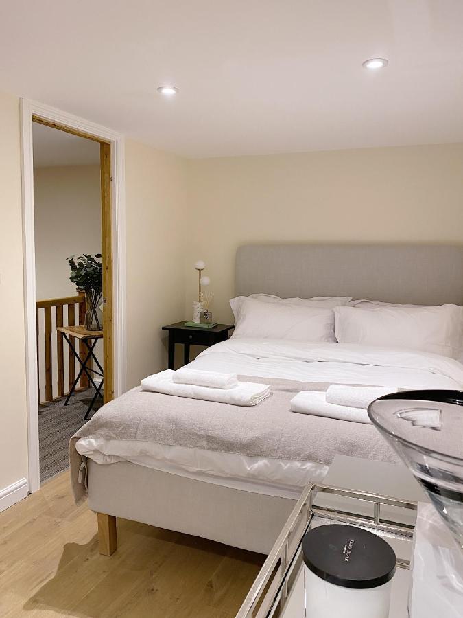 Beautiful & Cosy 4 Bedroom Todmorden