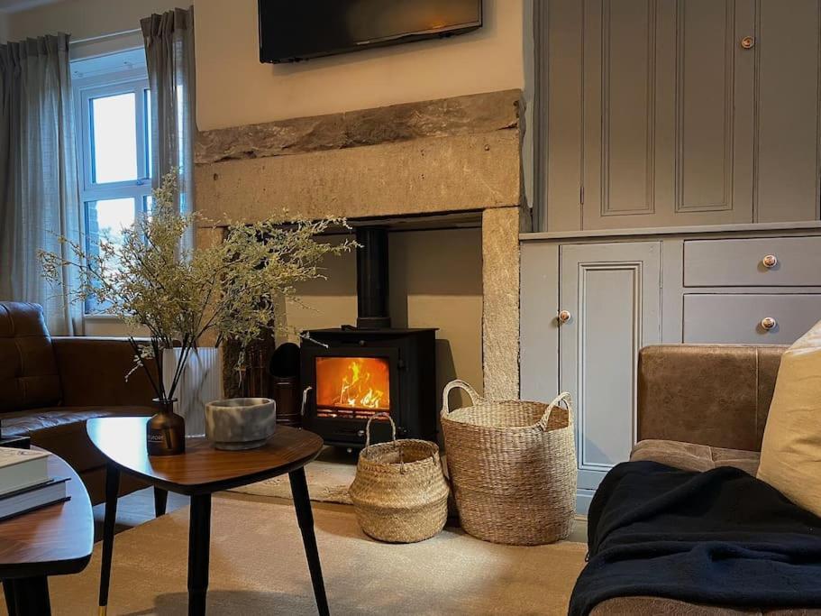 Beautiful & Cosy 4 Bedroom Holiday home *