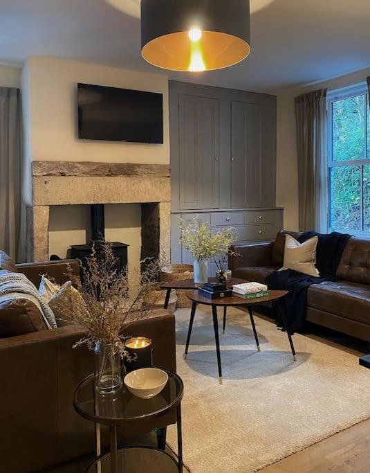 Beautiful & Cosy 4 Bedroom Holiday home Todmorden